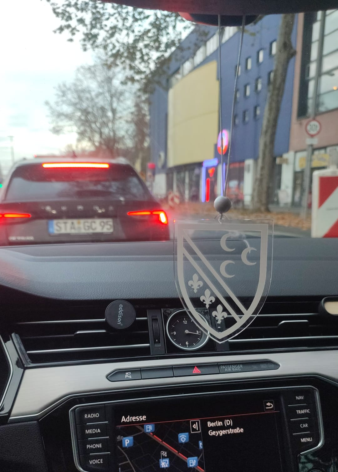 Sandžak staklena zastavica za auto